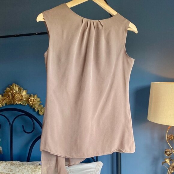 Cynthia Steffe 100% Silk Light Brown Sleeveless Blouse - Picture 7 of 11